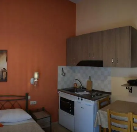 Stamoulis أيّا إفيميا